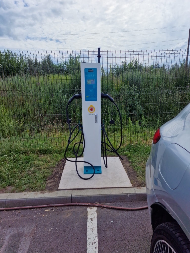 o8 2x22kW laadija